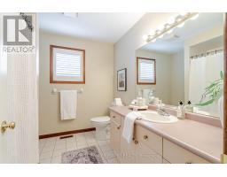 228 CHELTON ROAD - 31