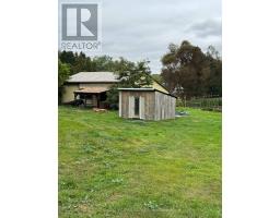 612 TRILLIUM DRIVE - 33