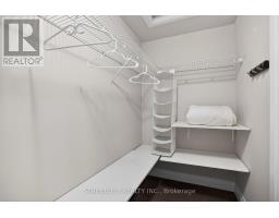 647 BLACKACRES BOULEVARD - 18