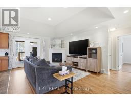 582 HARRIS CIRCLE - 13