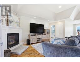 582 HARRIS CIRCLE - 14