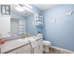 582 HARRIS CIRCLE - 15