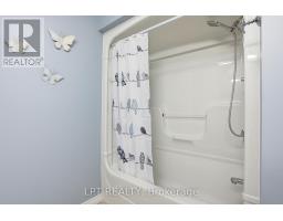 582 HARRIS CIRCLE - 16