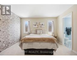 582 HARRIS CIRCLE - 22