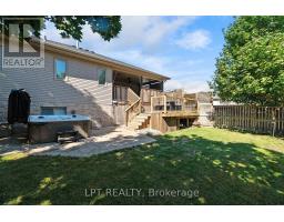 582 HARRIS CIRCLE - 38