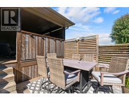 582 HARRIS CIRCLE - 39