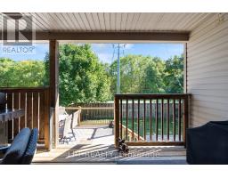 582 HARRIS CIRCLE - 42