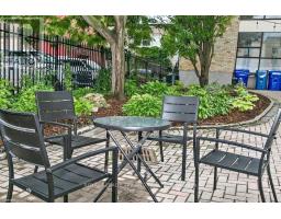 204 - 275 QUEENS AVENUE - 25