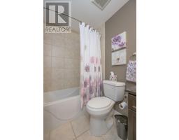 812 - 1030 CORONATION DRIVE - 22