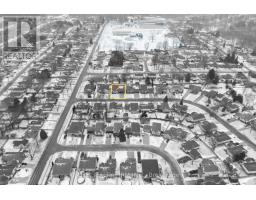 10 WESTGATE AVENUE - 44