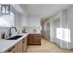 35 ROSTHERNE CRESCENT - 12