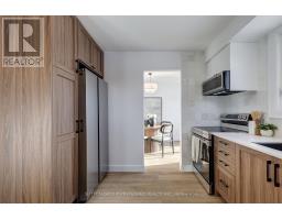 35 ROSTHERNE CRESCENT - 14