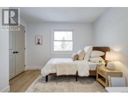 35 ROSTHERNE CRESCENT - 20