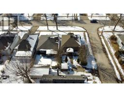 688 WILLIAM STREET - 26