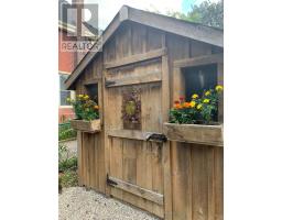 688 WILLIAM STREET - 28