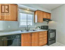 39 BELLROCK CRESCENT - 12