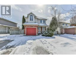 39 BELLROCK CRESCENT - 2