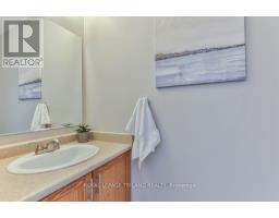 39 BELLROCK CRESCENT - 26