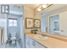 39 BELLROCK CRESCENT - 31