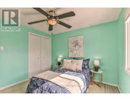 39 BELLROCK CRESCENT - 35