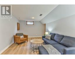 39 BELLROCK CRESCENT - 37