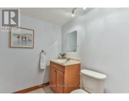 39 BELLROCK CRESCENT - 42