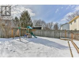 39 BELLROCK CRESCENT - 48