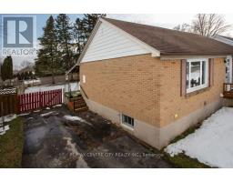 1583 HARTLET STREET - 3