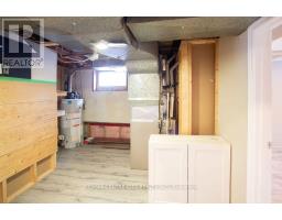 1583 HARTLET STREET - 31