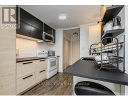 3 - 30 FLAMINGO DRIVE - 14