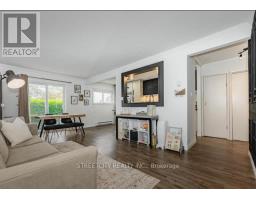 3 - 30 FLAMINGO DRIVE - 19