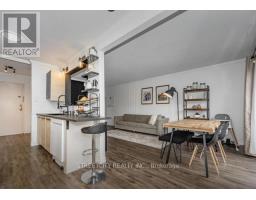 3 - 30 FLAMINGO DRIVE - 4