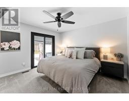 484 FERNDALE AVENUE - 14