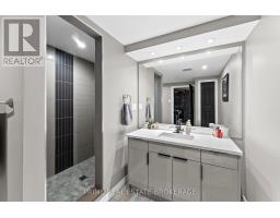 484 FERNDALE AVENUE - 32