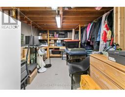 484 FERNDALE AVENUE - 34