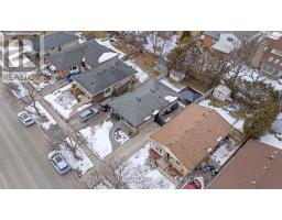 484 FERNDALE AVENUE - 44