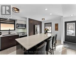 484 FERNDALE AVENUE - 9