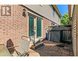 10 BERKSHIRE COURT - 20