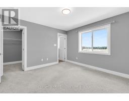 21 - 601 LIONS PARK DRIVE - 12