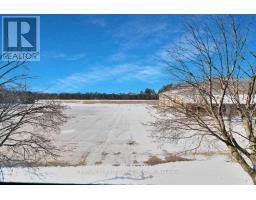 21 - 601 LIONS PARK DRIVE - 26