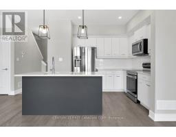 21 - 601 LIONS PARK DRIVE - 4