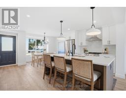 22 - 355 SANDRINGHAM CRESCENT - 1