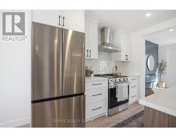 22 - 355 SANDRINGHAM CRESCENT - 10