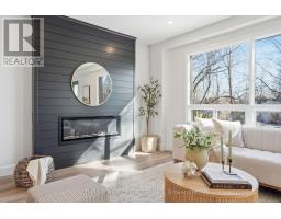 22 - 355 SANDRINGHAM CRESCENT - 15