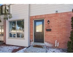 22 - 355 SANDRINGHAM CRESCENT - 3