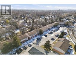 22 - 355 SANDRINGHAM CRESCENT - 37