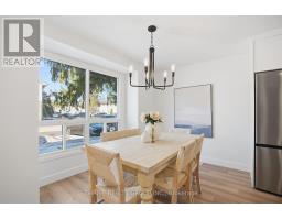 22 - 355 SANDRINGHAM CRESCENT - 5