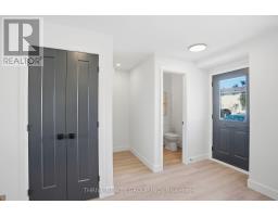 22 - 355 SANDRINGHAM CRESCENT - 7