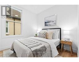 888 QUEENS AVENUE - 17