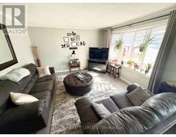 66 ALDBOROUGH AVENUE - 2